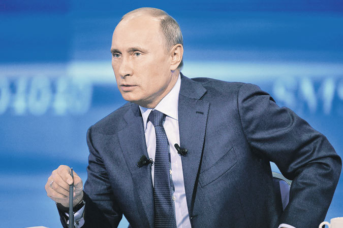 Цинизму нет предела: Путин подарил гражданство мальчику, пострадавшему от обстрелов боевиков