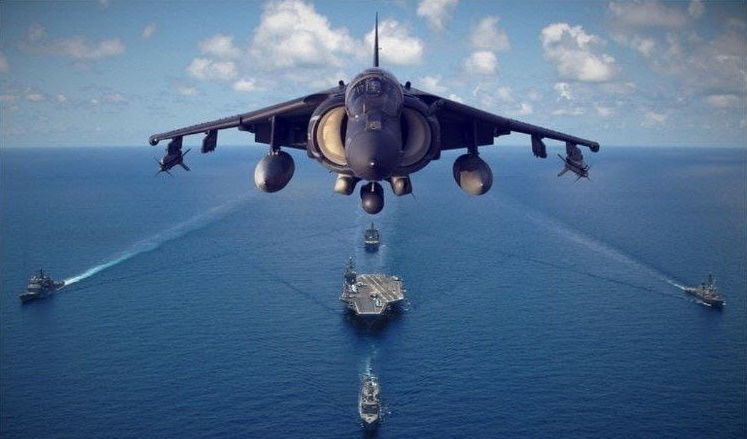 СМИ РФ оконфузились ко дню ВМФ: истребитель США выдали за российский