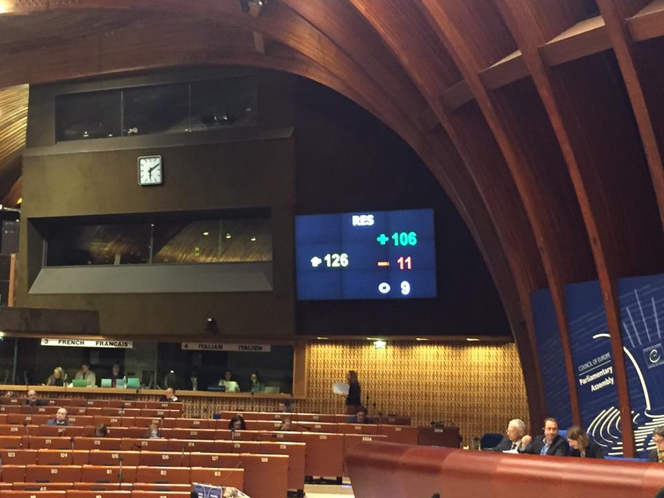ПАСЕ в очередной раз продемонстрировала поддержку Украине: евродепутаты проголосовали за резолюцию про действие демократических институций в Украине