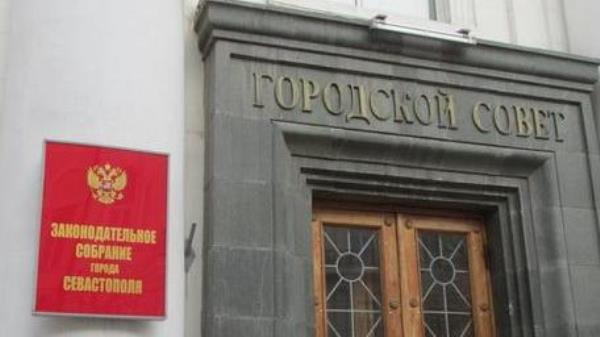 В крымском правительстве зреет раскол: из-за плохой работы властям грозит роспуск