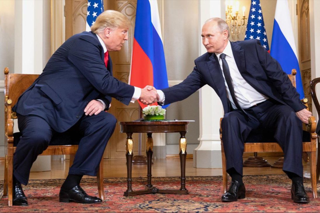 ​Трамп давит на Сенат, чтобы спасти Путина от санкций, — WSJ