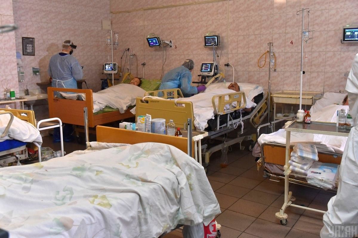 "Ситуация критическая", – в Закарпатье ежедневно погибает 12 человек от COVID-19