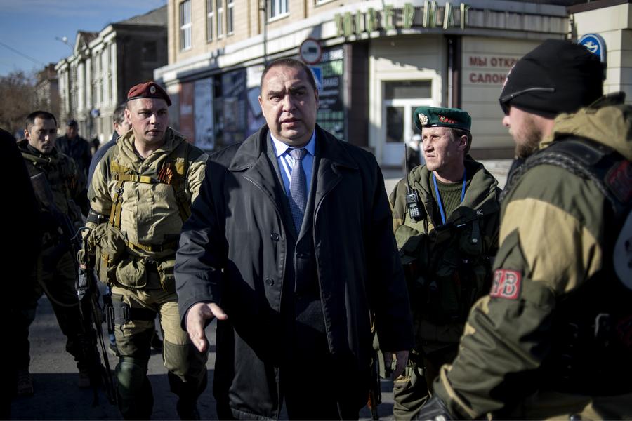 Плотницкий разгоняет еще один рынок в Луганске: предпринимателям с Мирного поставили жесткие сроки "добровольного" сноса киосков" 
