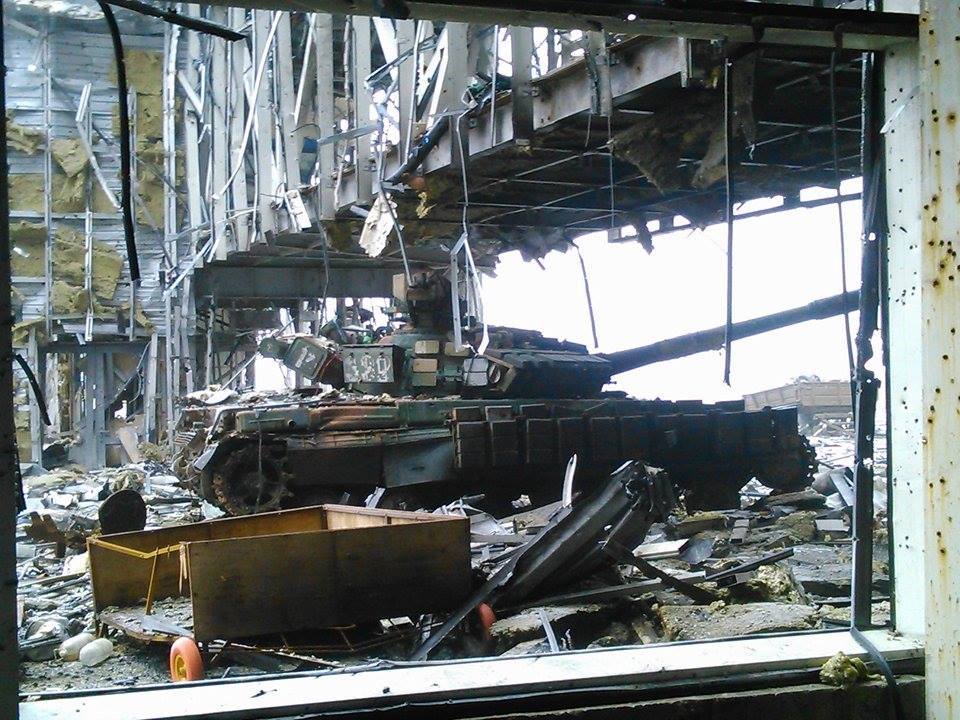 СЦКК: в субботу был обстрелян район донецкого аэропорта