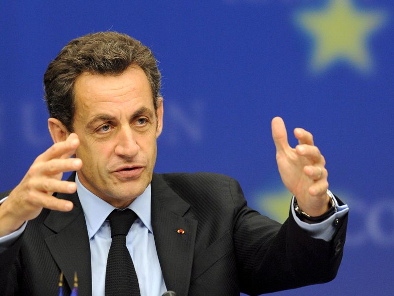 ​Полиция Франции задержала Саркози: экс-президент помещен под стражу - СМИ