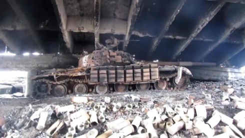Журналист написал о подвиге украинских солдат в 2015 году, которые взорвали Путиловский мост и вывели из строя 4 российских танка 
