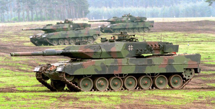 Новый министр обороны Германии готов одобрить передачу Украине танков Leopard 2 - СМИ