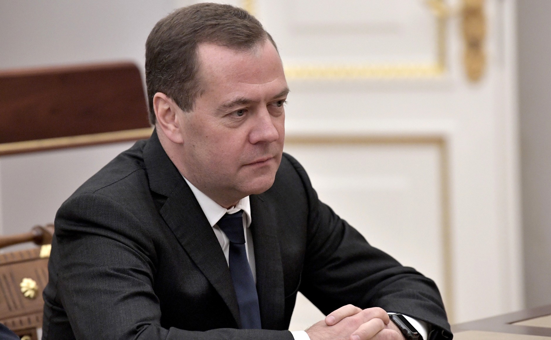 Медведев испугался жесткого ответа Украины из-за введенных санкций – подробности особого поручения