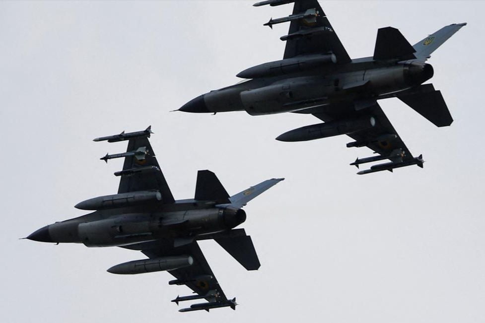 Еще три F-16 для Украины: Зеленский анонсировал новую поставку по ускоренной процедуре