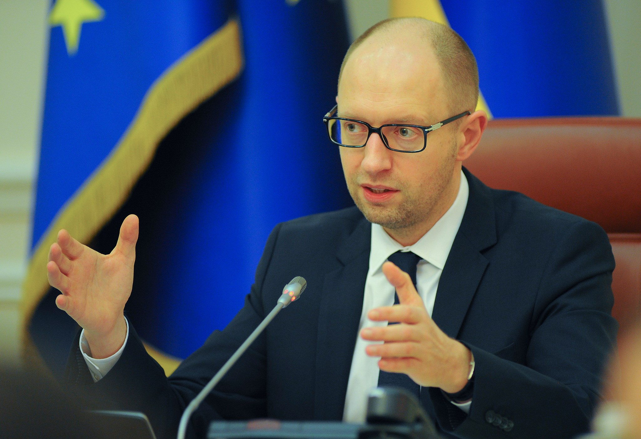 Яценюк заявил о полной ликвидации коррупции на макроуровне