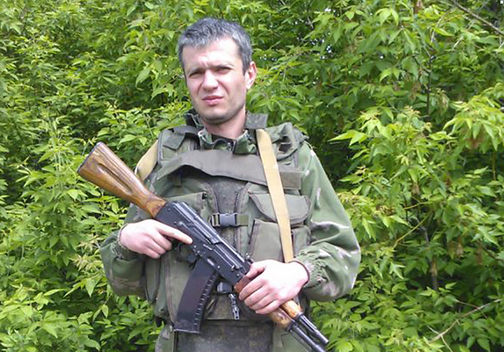 В Донецке при разминировании боеприпаса в поселке шахты "Трудовская" подорвались два боевика