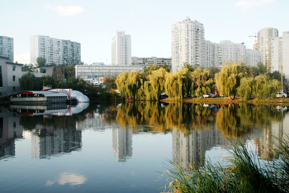 В киевском парке ограбили мужчину на 80 тысяч гривен