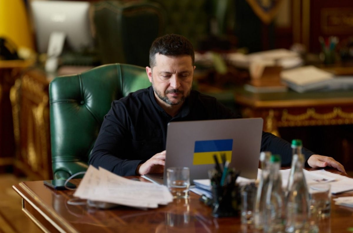 13 морских судов и не только: Украина ударила санкциями в ответ на вывоз украденного РФ украинского зерна