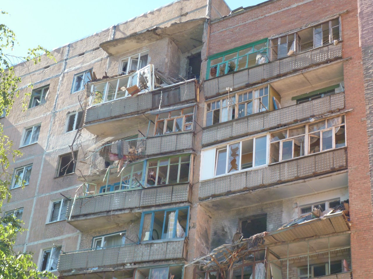 Яценюк: Армия Украины не применяла оружие против мирных граждан