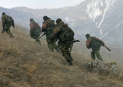 ​Военнослужащие из Дагестана устроили кровавые разборки на границе с Украиной - для их усмирения отправили дополнительные подразделения ВС РФ - разведка