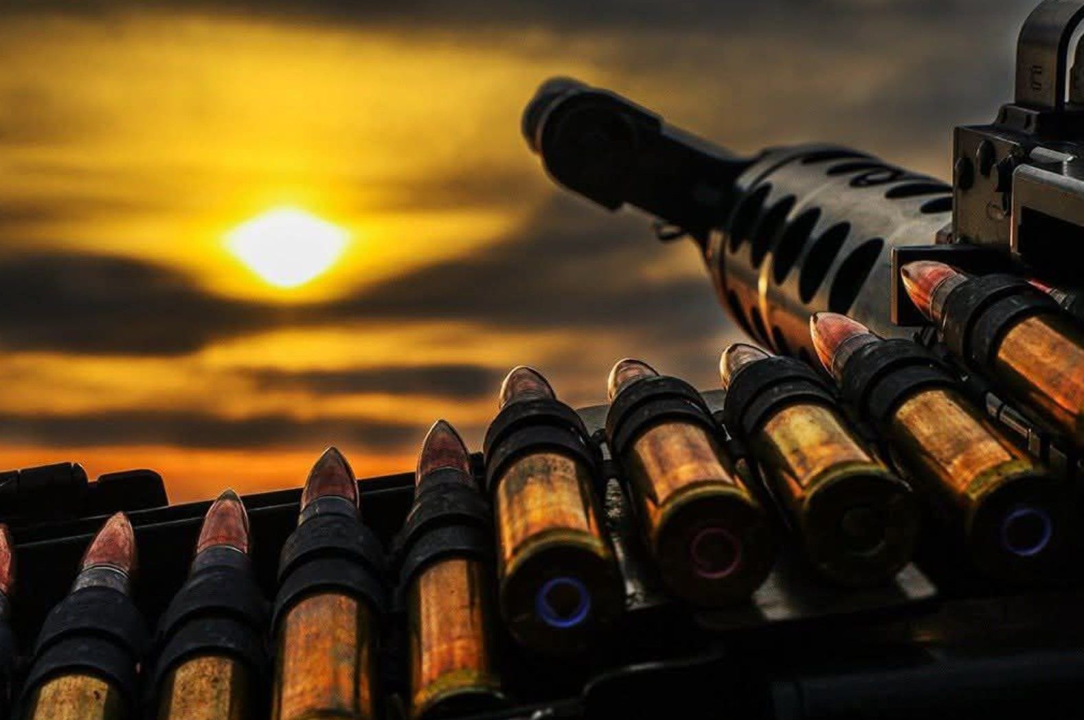 Экономия сил на фронте и удары на истощение по РФ – The Guardian назвала "реалистичную" стратегию для Украины