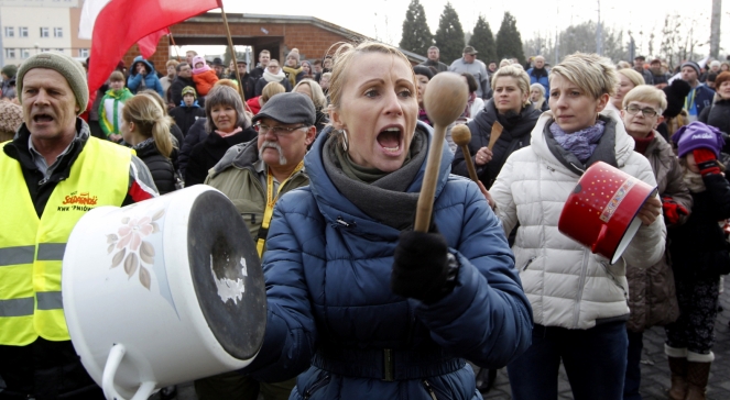 Украинцы в Варшаве вышли на акцию протеста: в СМИ рассказали о причине масштабной забастовки
