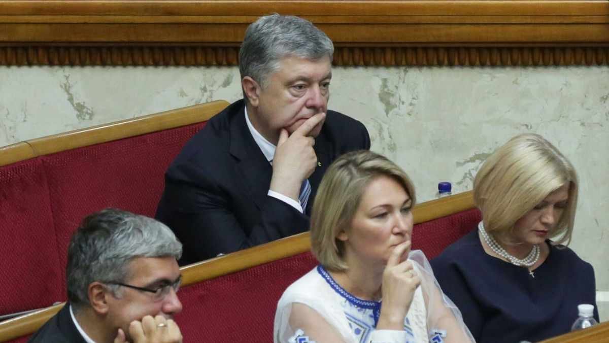 "Вы насилуете государство", - Порошенко накричал на "слуг" и предрек им судьбу Януковича