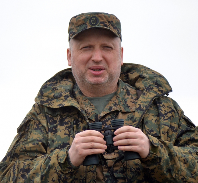 Как Турчинов инспектировал оборонительные рубежи Украины