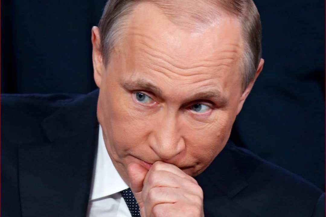 Бронепоезда, двойные кабинеты и декорации: NYT узнал, как прячется Путин