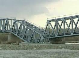 ​На константиновской трассе взорван железнодорожный мост