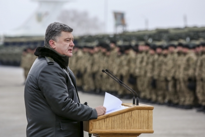 Порошенко присвоил звание Герой Украины подполковнику Юрию Коваленко за верность военной присяге