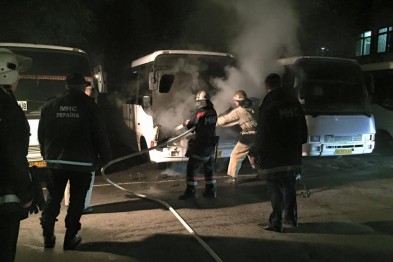 На автовокзале в Николаеве горел автобус