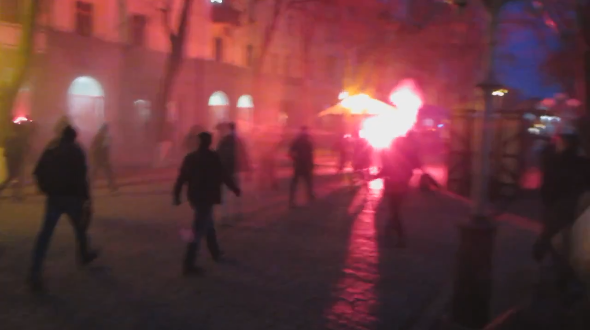 Массовые протесты в Полтаве: митинг против застройщиков перерос в кровавую бойню, опубликовано видео