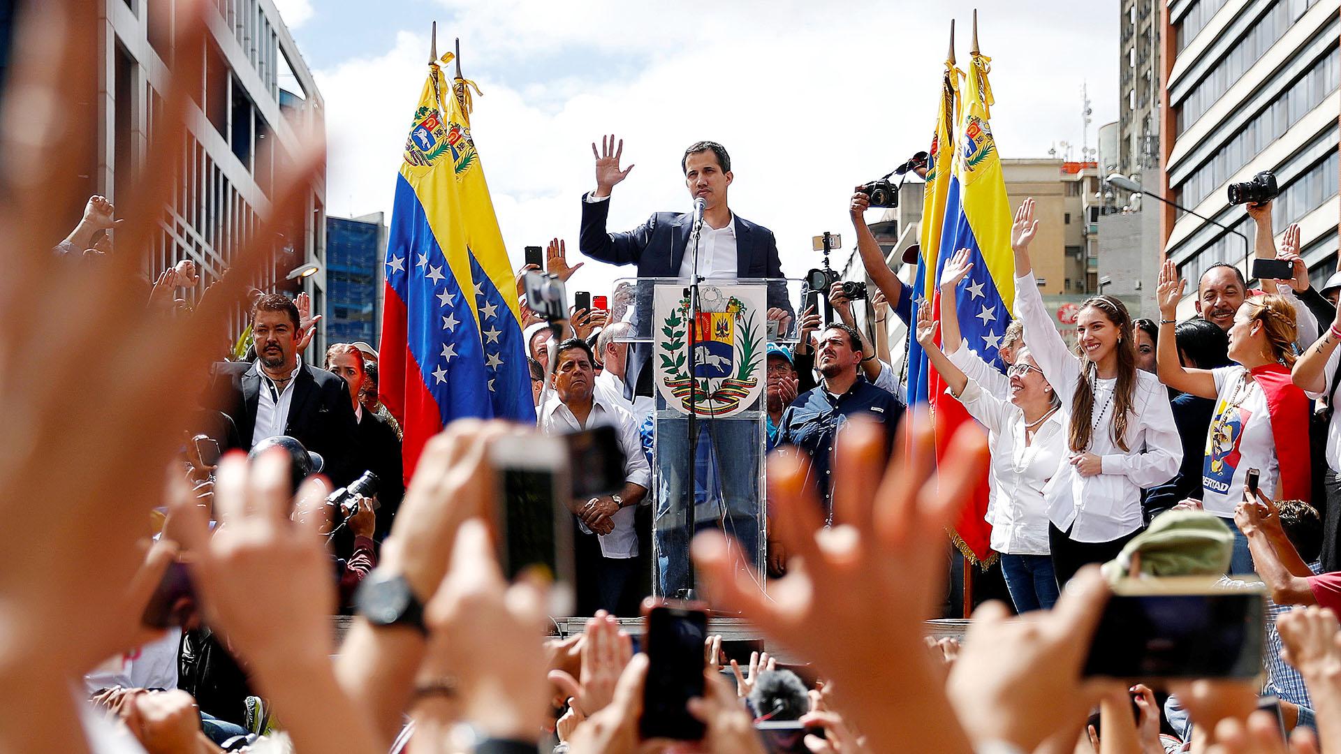 Политическое противостояние в Венесуэле приближается к пиковой точке