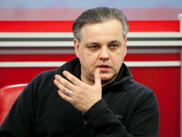 Редактор "Зеркала недели" Сергей Рахманин заявил о том, что его прослушивают