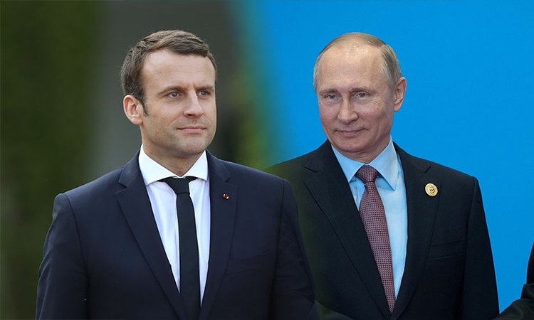 ​"Надеюсь, везут по частям?" - соцсети высмеяли Путина, который полетел во Францию, используя одновременно три самолета