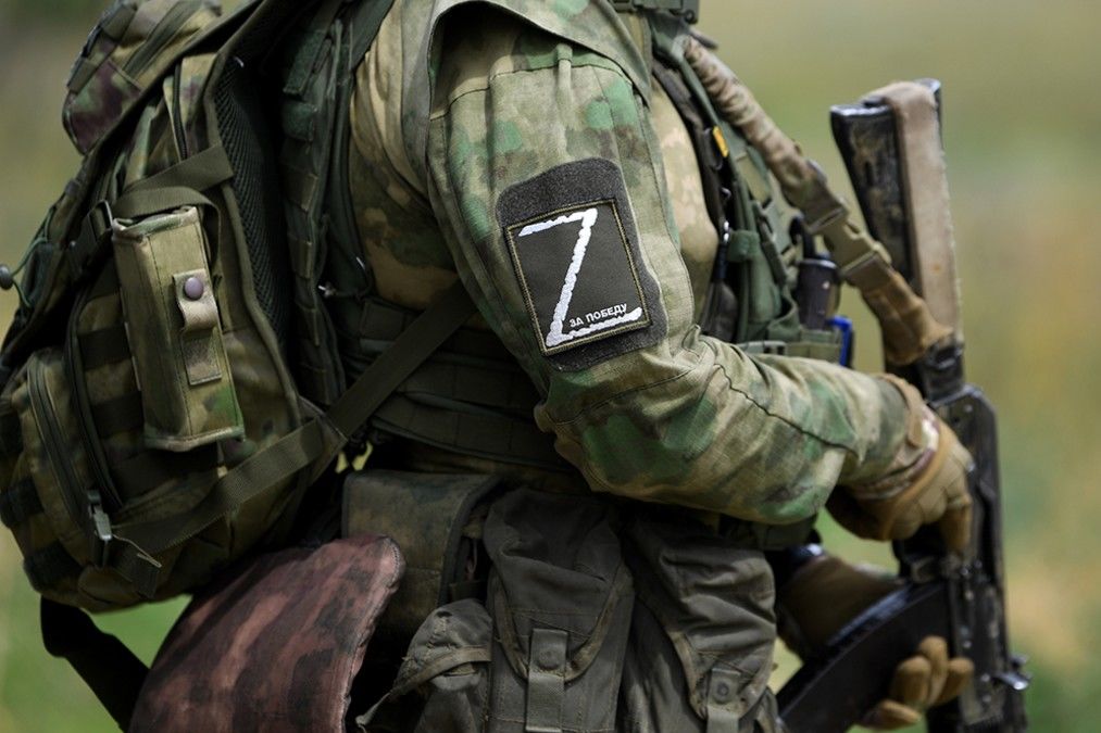 "Я боец", - в Мурманске военный РФ напал на студенток в баре, решив, что они против "СВО"