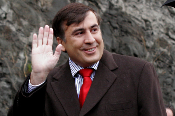 Молдавское правительство пригласило Саакашвили для борьбы с коррупцией в стране