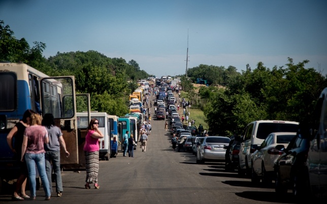 Сайт для приема заявок на электронные пропуска в зону АТО не работает должным образом, - СБУ