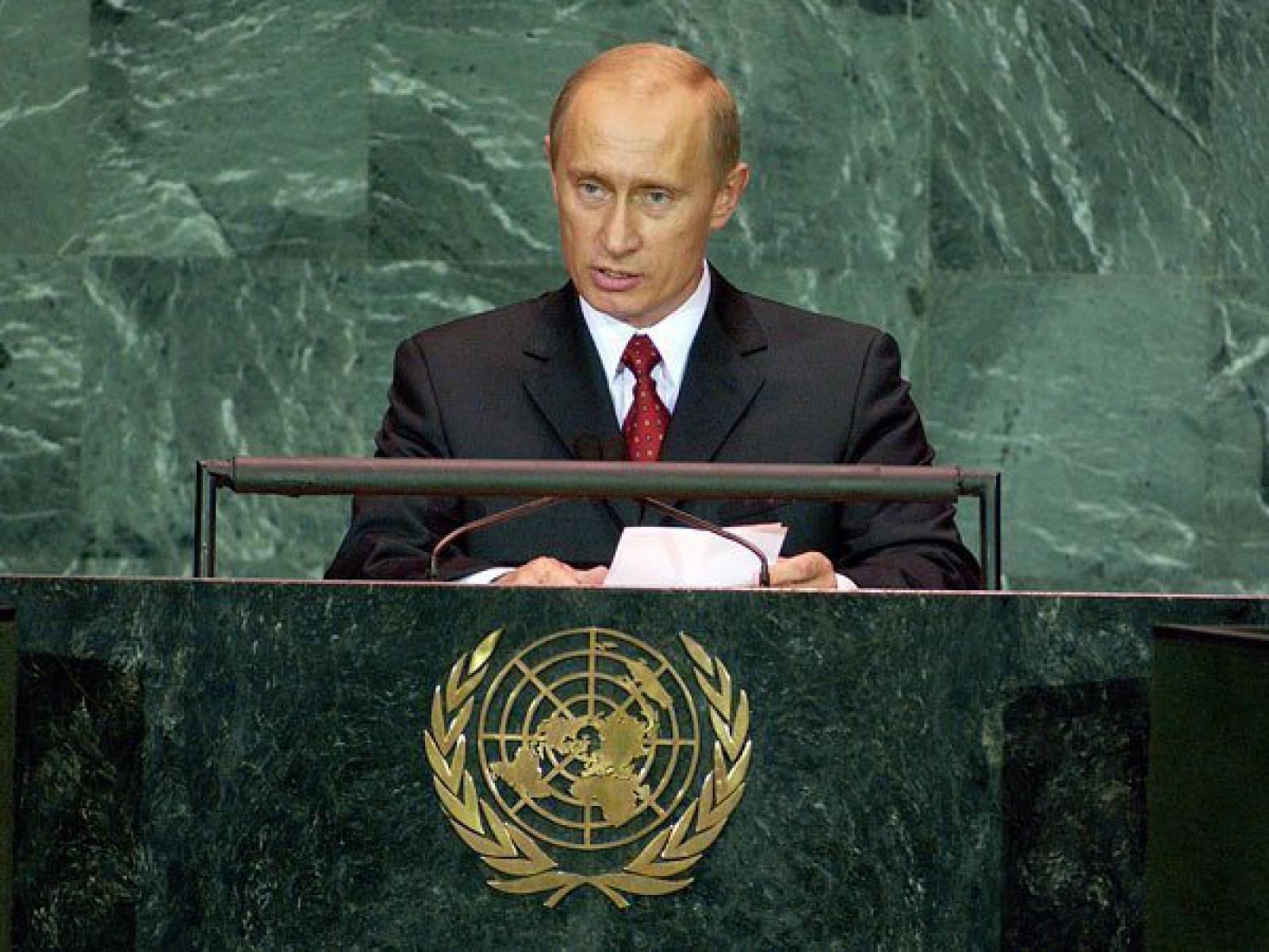 Конфуз американских журналистов: вместо Путина на Генассамблее ООН выступал... Борис Ельцин