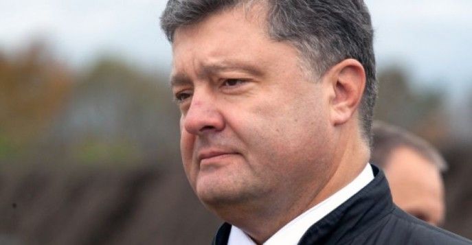 Порошенко: Как они не пытаются расшатать ситуацию, она не расшатывается. Путин понял, извне Украина для него недосягаема - ее не взять