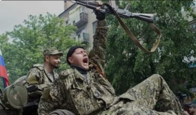 В Курской области РФ пьяные военные на "Ладе" с символом Z расстреляли другое авто с гражданскими