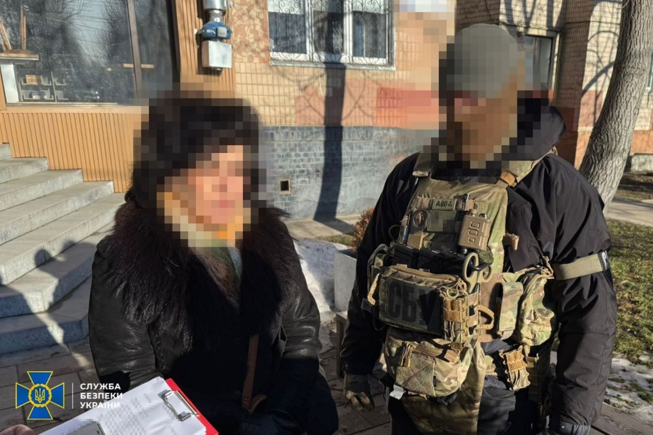 СБУ предотвратила серию диверсий против военных Сил обороны в Хмельницком: на горячем задержана агент ФСБ