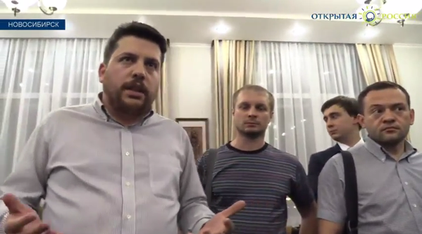 У Навального объявили голодовку после отказа в регистрации партии РПР-Парнас