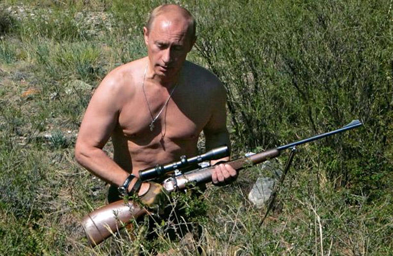  Focus: Путин считает себя настолько бесстрашным, что "даже акулы не отважатся съесть" его 