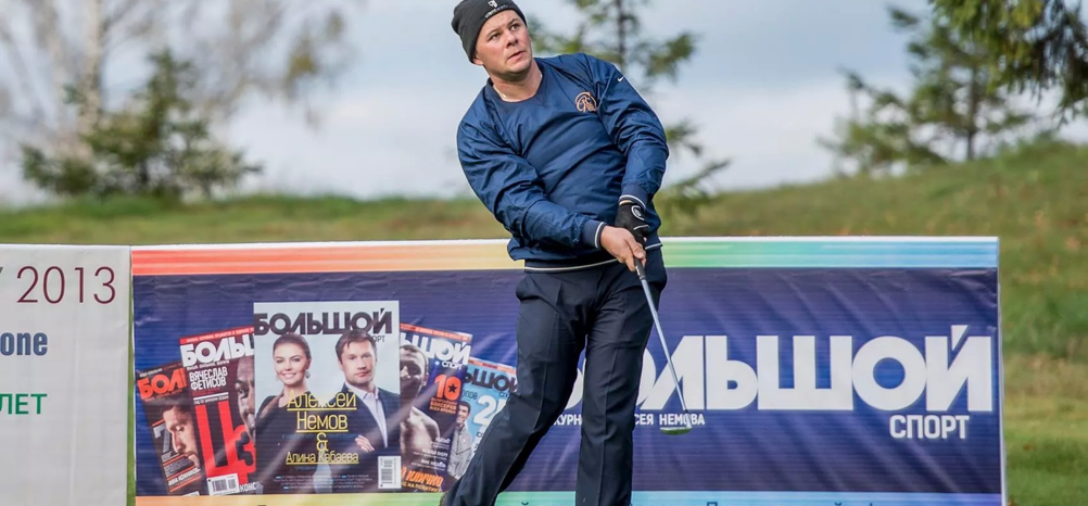 Кровь на руках известного гольфиста: чемпион России Артем Нестеров признался, что жестко убил собственную мать, - СМИ