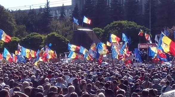 Ситуация в Молдове накаляется: оппозиция призывает к гражданскому неповиновению