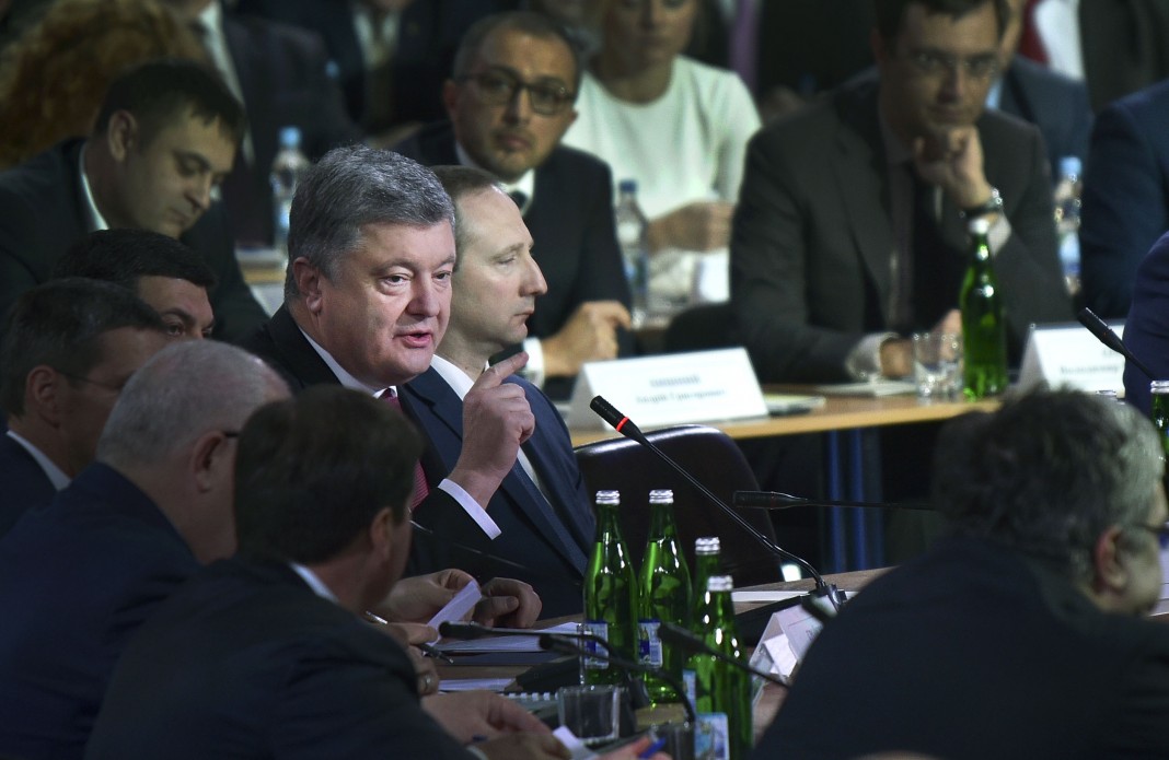 "Период затягивания поясов завершается", - Порошенко сделал резонансное заявление. Президент рассказал о новых инициативах, которые полностью изменят жизнь каждого украинца