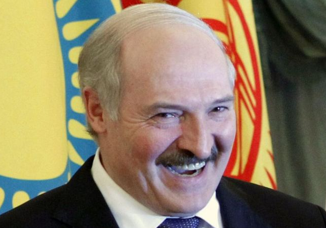 Беларусь прекратила поставлять горючее в Украину