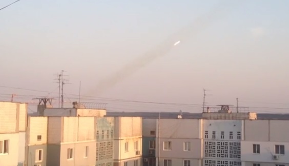 ДНРовцы с микрорайона Широкий в Донецке произвели обстрел из "Града"