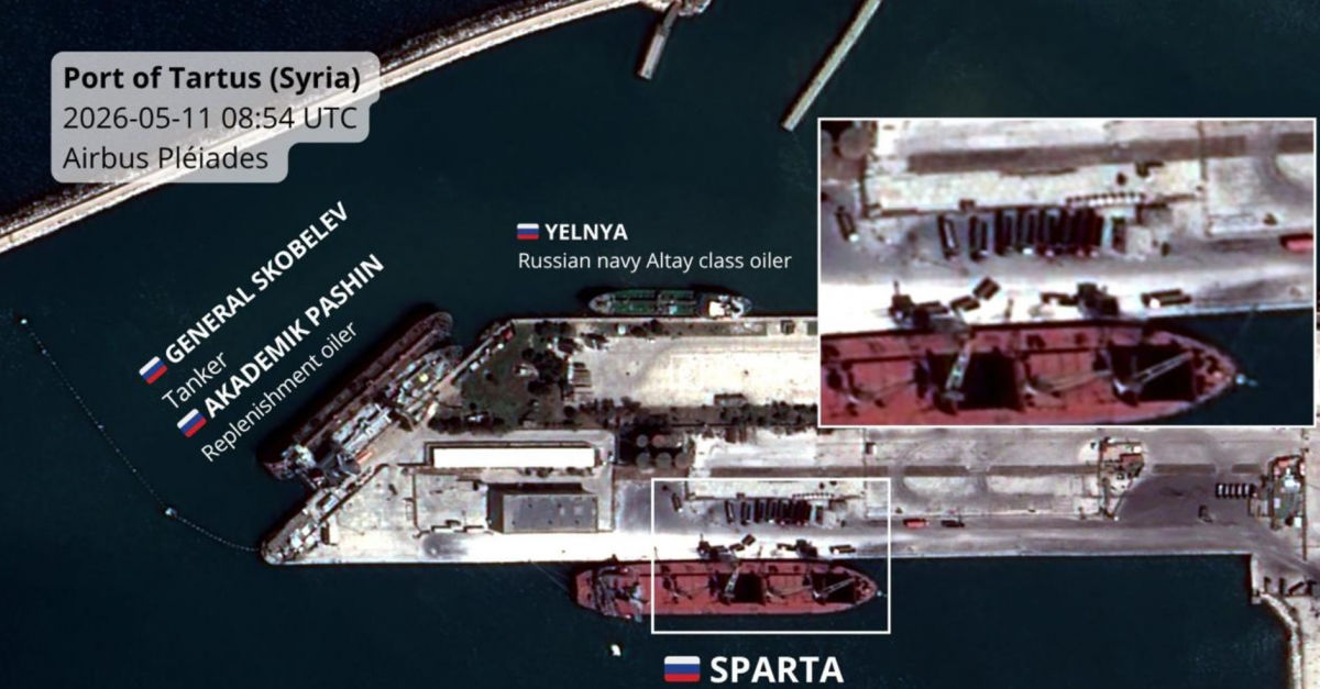 Россию застали за тайной поставкой военных грузов в Сирию впервые после падения режима Асада