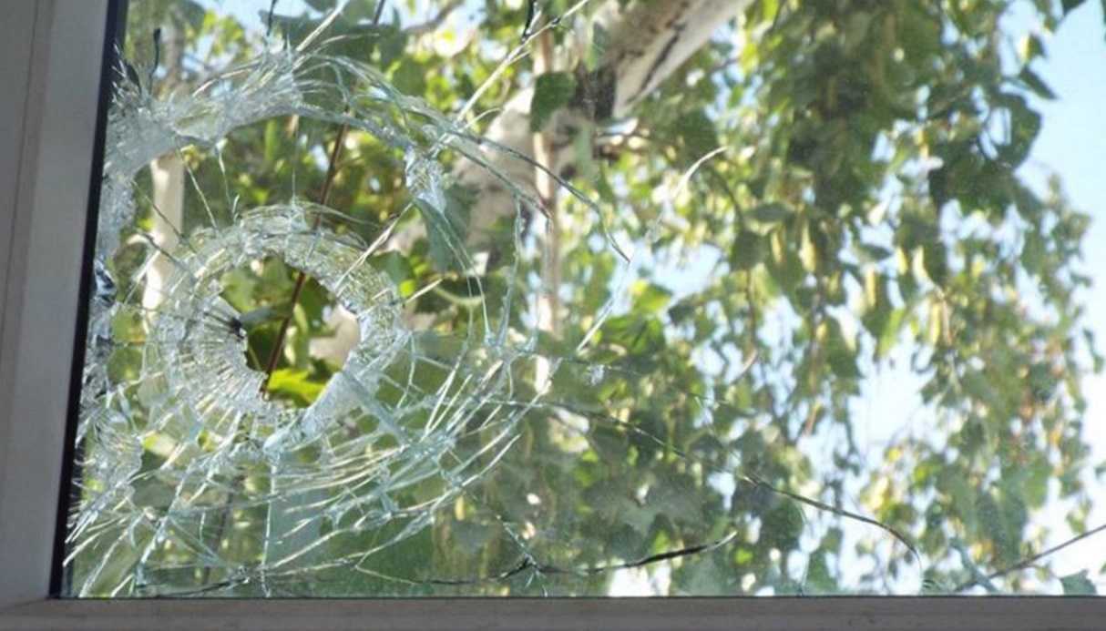 Разрушительный обстрел боевиками "ЛНР" Станицы Луганской: опубликованы кадры последствий артатаки сепаратистов 