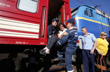 "Укрзализныця" организовала бесплатные перевозки инвалидов из зоны АТО в Одессу