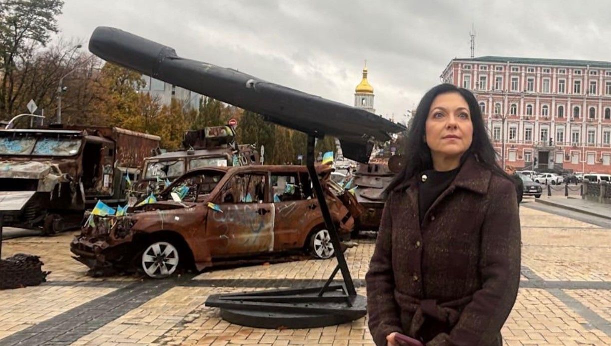 Провела час в бункере: глава Минэкономики Германии оказалась под угрозой из-за атаки РФ на Киев 