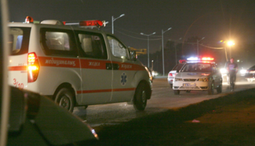 В Центральном районе Мариуполя автомобиль "Шевроле" наехал на ребенка – кадры